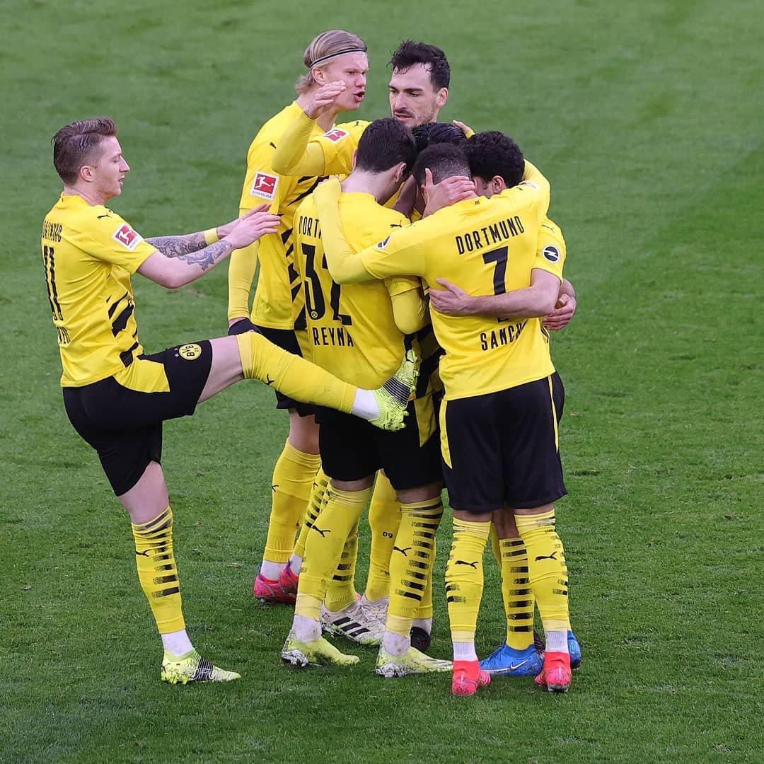 Uzi遭遇三连败门兴格拉德巴赫围绕CBA季后赛伤情更新，现场解说直呼：今晚摩纳哥复出首秀(uzi最新消息uzi去哪里了)