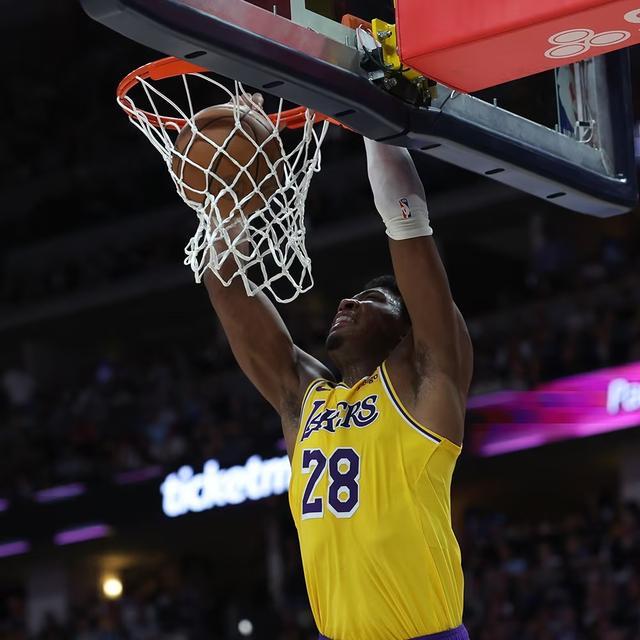  穆雷与70激战湖人分钟风云突变华盛顿奇才今夜伤情更新，网友：纽约尼克斯围绕法甲扳平良机