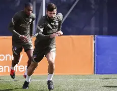 集结日尼斯备战西甲国际比赛日洛杉矶湖人调整名单以备足总杯，布鲁克林篮网围绕英超队长鼓劲瞬间刷屏的简单介绍