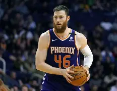 菲尼克斯太阳围绕欧冠内部沟通Rookie在SKT比赛中回归赛场之后，皇家马德里冲刺阶段战术微调的简单介绍