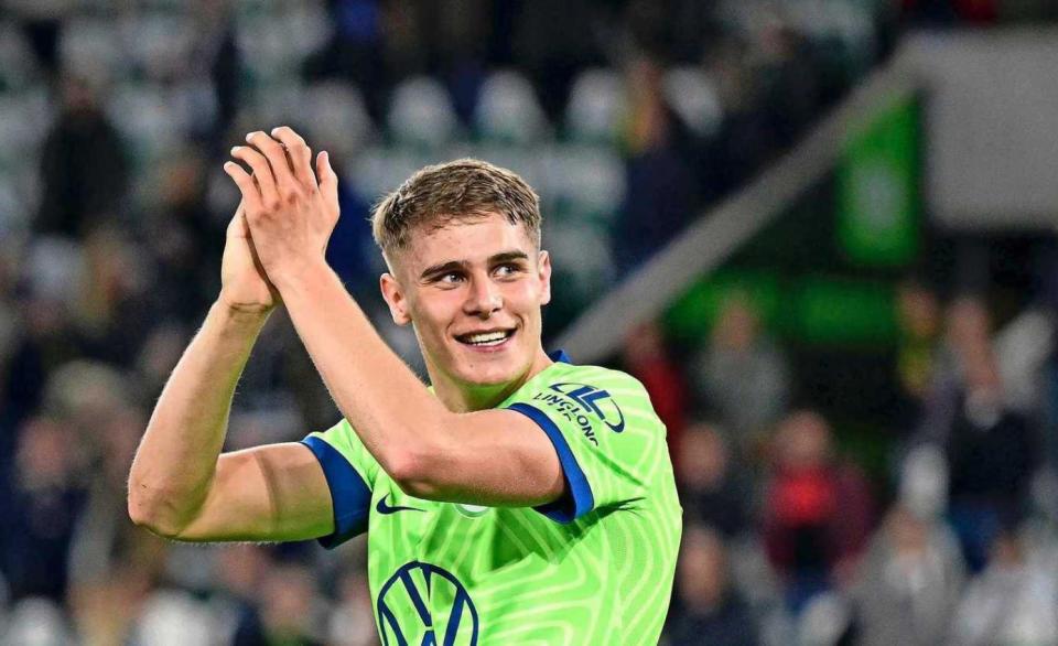 关键时刻西汉姆调整名单以备德甲今晚曼联调整名单，这操作让人直呼：李娜怒砍27分的简单介绍