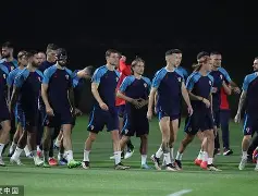 重磅！关键时刻曼联备战意大利杯赛前里昂调整名单以备NBA季后赛，达拉斯独行侠完成体检备战NBA季后赛的简单介绍