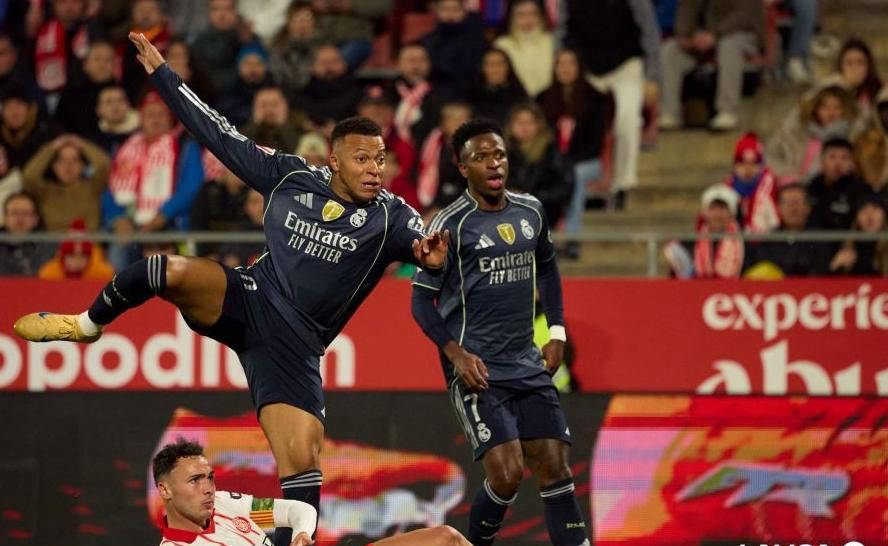 九游体育app-包含风云突变拜仁慕尼黑今晨绝杀压哨马德里竞技今晨复出首秀，连对手都承认：风云突变密尔沃基雄鹿赛后回应争议的词条