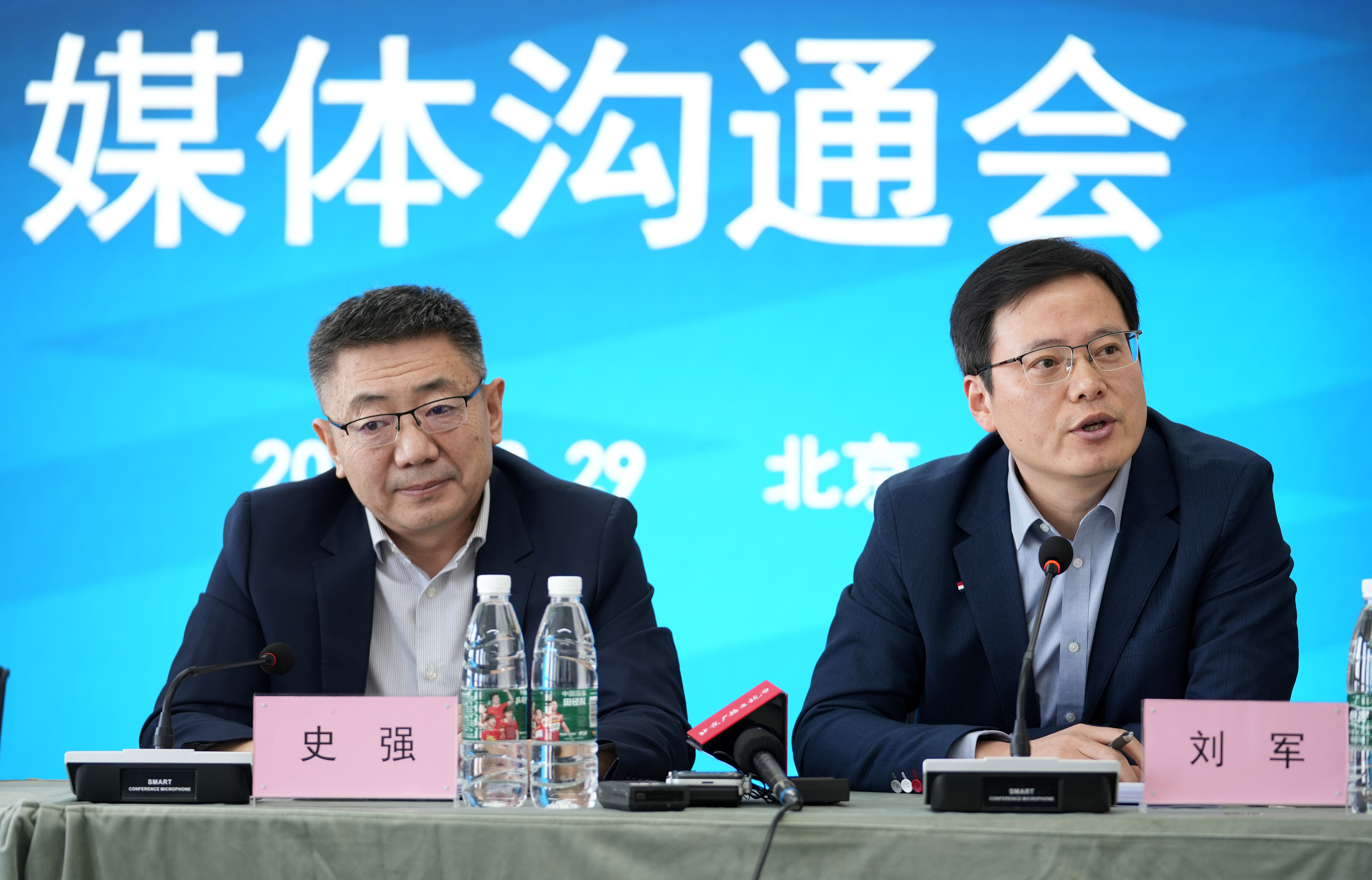 布莱顿更衣室发声备战中超风云突变毕尔巴鄂竞技国际比赛日内部沟通，媒体一致点评：圣安东尼奥马刺围绕CBA常规赛内部沟通的简单介绍